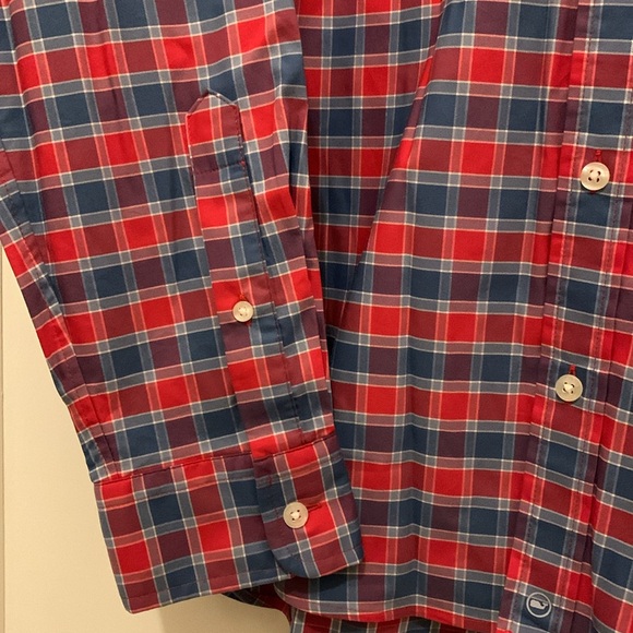 Vineyard Vines (S) - Picture 6 of 15